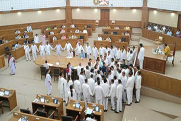 Bedlam in Tripura Assembly over ‘controversial’ Santiniketan Medical College