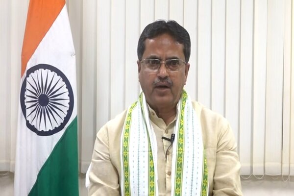 Tripura CM vows zero tolerance on attacks on Journalist, warns against forced collection of Puja subscription