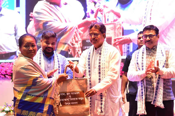 Tripura CM reiterates govt’s commitment to maintain transparency