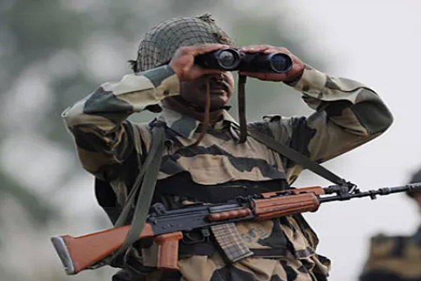 BSF in joint operation seizes Yaba tablets, nabs 3 B’deshi infiltrators