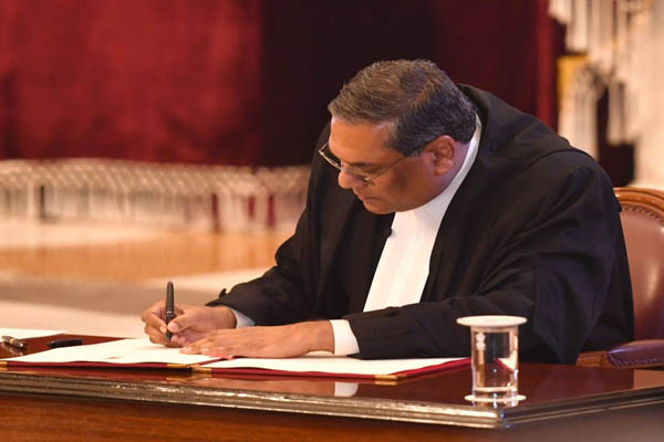 Justice Sanjiv Khanna takes oath as 51st CJI...