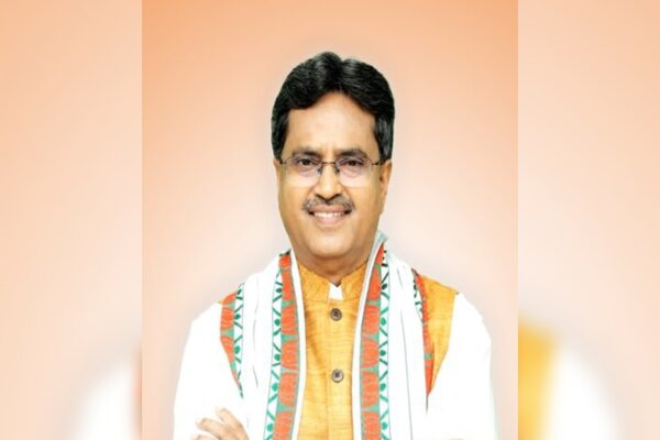 King George’s Medical University launches Gold Medal in honour of Tripura CM