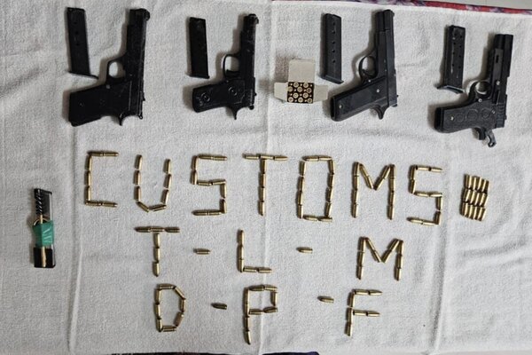 Trans-border arms smuggling bid foiled in Tripura, Manipur youth held with 4 pistols