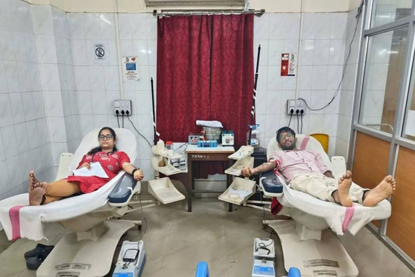 Beyond call of duty: Two Tripura doctors donate own blood to save patient’s life