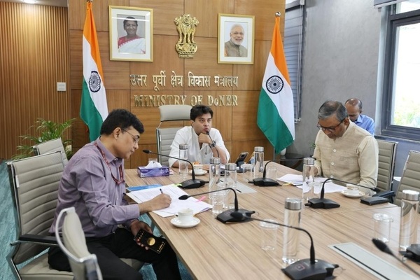 Union Minister Jyotiraditya Scindia lauds Tripura