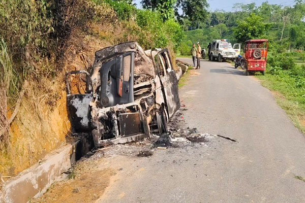 Accident leads to lynching of man, car set ablaze in Tripura