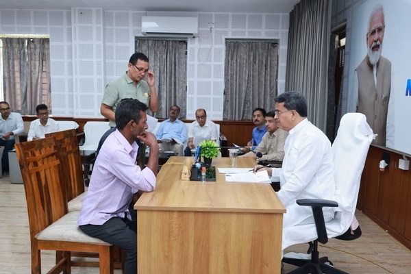Mukhyamantri Samipeshu: Tripura CM listens to people’s grievances