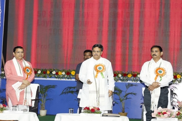 11,130 smartphones distributed to Anganwadi workers under Poshan Abhiyan: CM