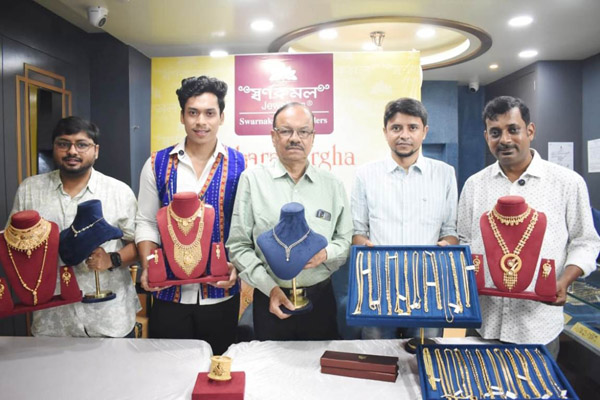 Swarnakamal Jewellers launches ‘Sharadargha’ festi...