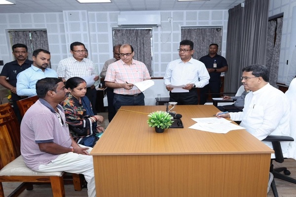 Mukhyamantri Samipeshu: Tripura CM addresses public grievances