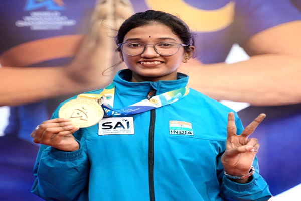Daughter of a mason, Bengal’s Ritu Mondal boots Ol...