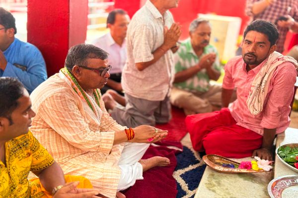 Tripura Power Minister offers prayers for PM Modi’...