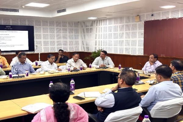 Chief Secretary reviews preparations for Destinati...