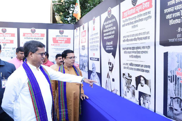 Emergency was black chapter of Indian democracy: T...