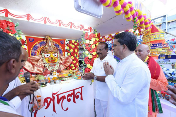 Tripura Governor, CM take part in traditional Rath...