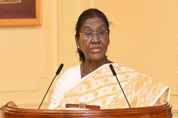 President to present National Handloom Awards on A...