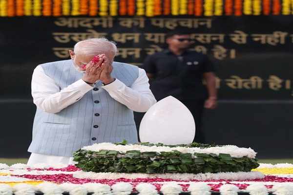  Prime Minister pays homage to former Prime Minist...
