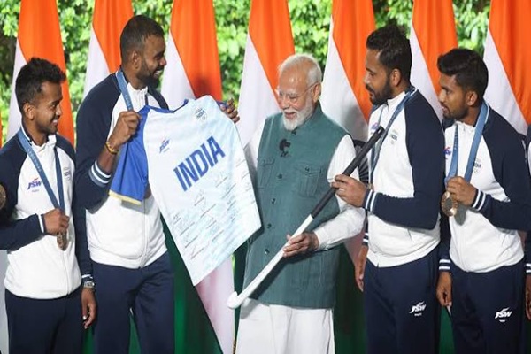  Prime Minister extends greetings on National Spor...
