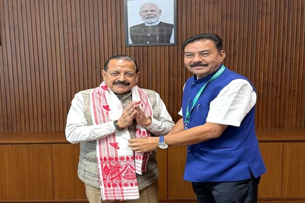 Speaker of Assam Legislative Assembly Calls on Uni...