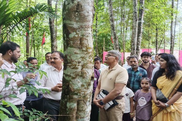 DoNER Secretary visits Agar plantation in North Tr...