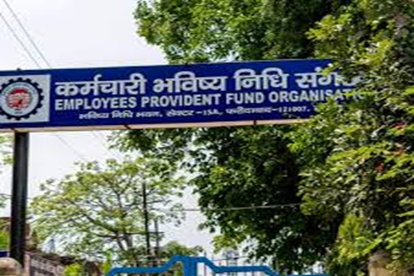 EPFO highlights social security schemes at IOCL-Bo...