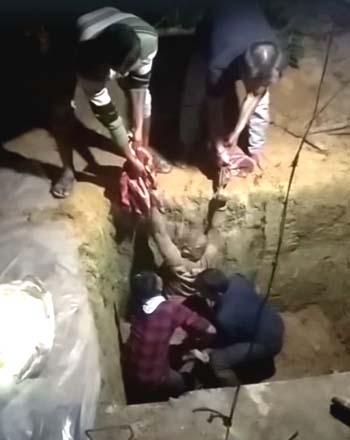 Minor drug addict hacks 4 including 3 members of family to death, buries in pit