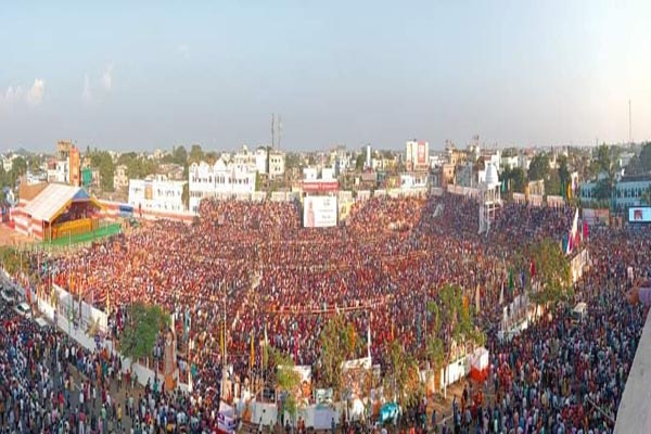 Record-breaking crowd in PM Modi