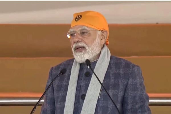 India needs to break free from narrow interpretation of past to achieve heights of success: PM