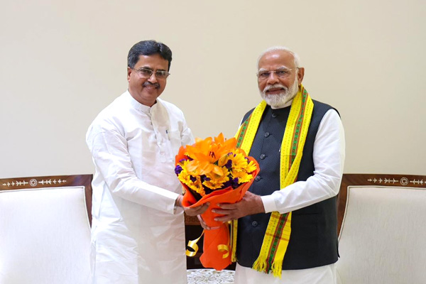 Tripura CM calls on PM Modi, 3 central ministers, discusses connectivity and other projects