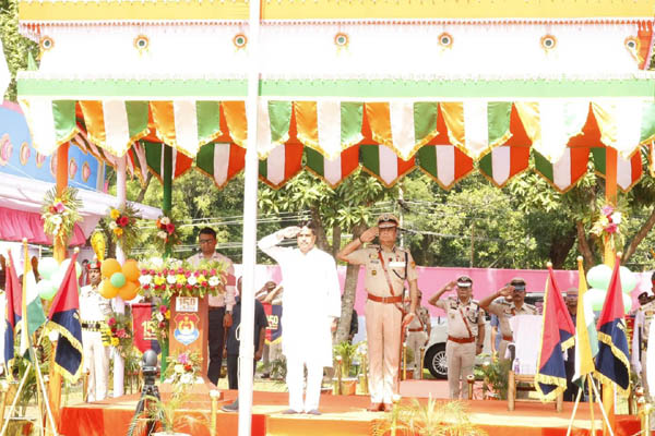 CM leads I-Day celebrations in Tripura with pride & vision